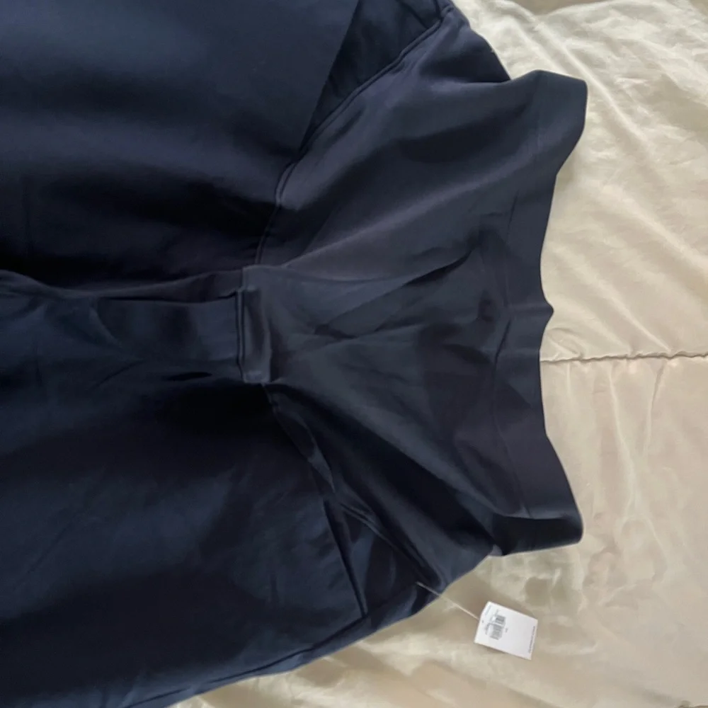 Old Navy maternity pants - navy blue - Picture 3 of 4